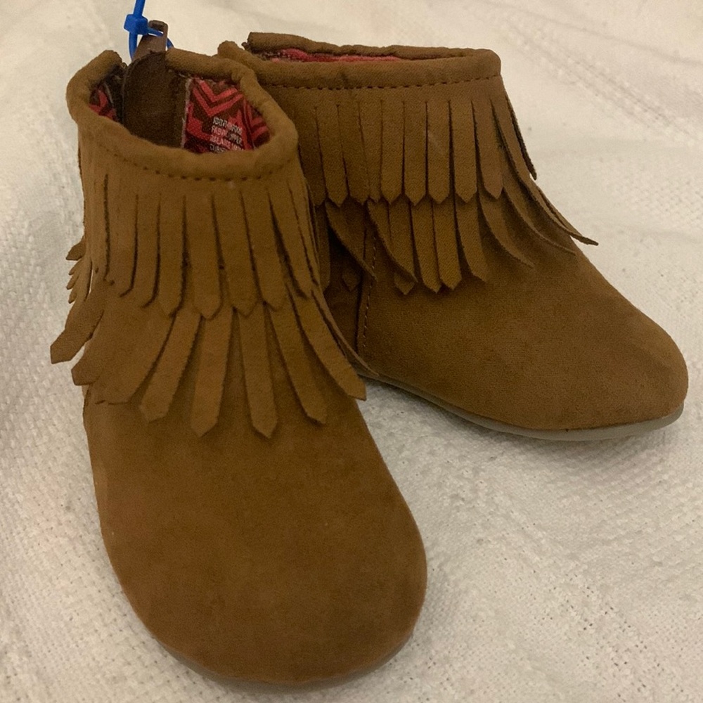 NEW Garanimals Pocahontas Moccasin Boots